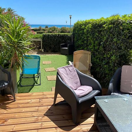 Apartamento Les Pieds Dans L'Eau Canet-en-Roussillon Exterior foto