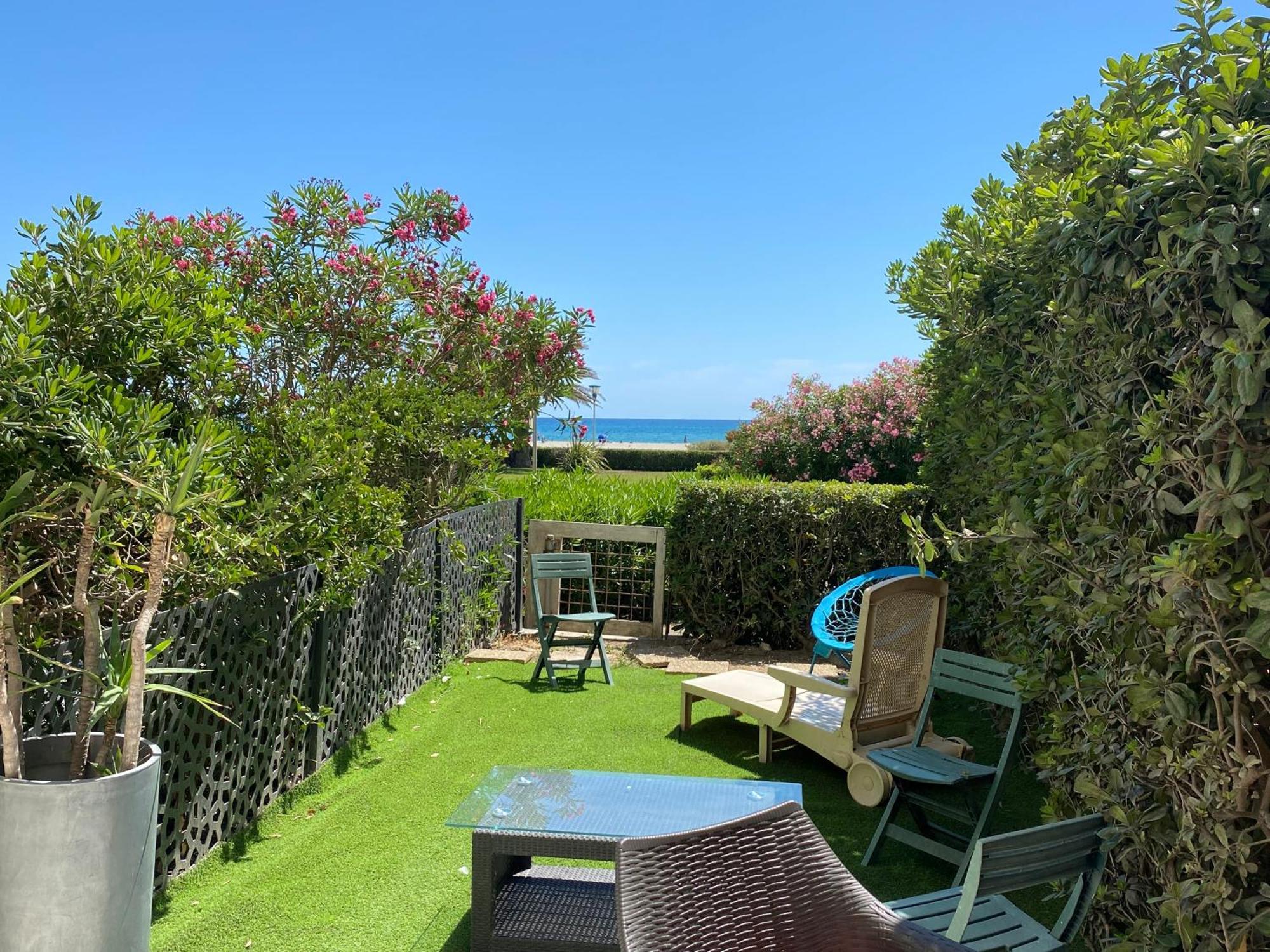Apartamento Les Pieds Dans L'Eau Canet-en-Roussillon Exterior foto